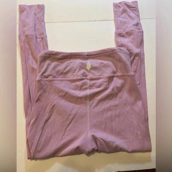 FP Movement Light Purple Leggings Size Small B4 - Picture 2 of 3